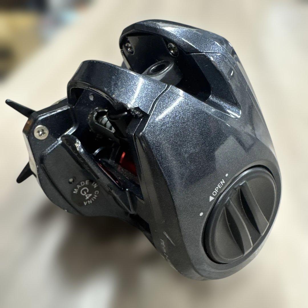 ダイワのライトゲームIC 150-DH 右巻き　手巻きリール