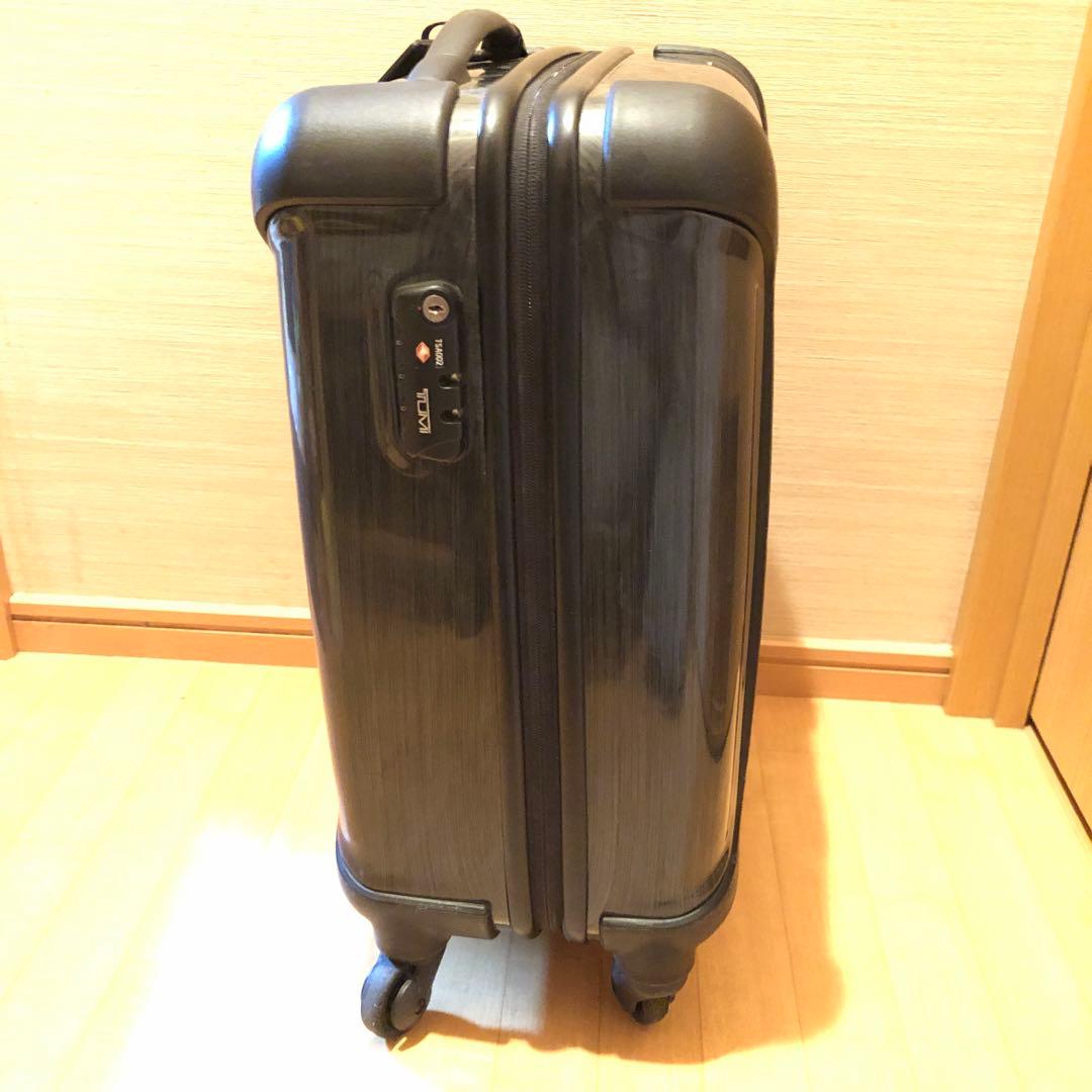 d*a様 TUMI スーツケース キャリーケース 28020D 機内持ち込みサイ