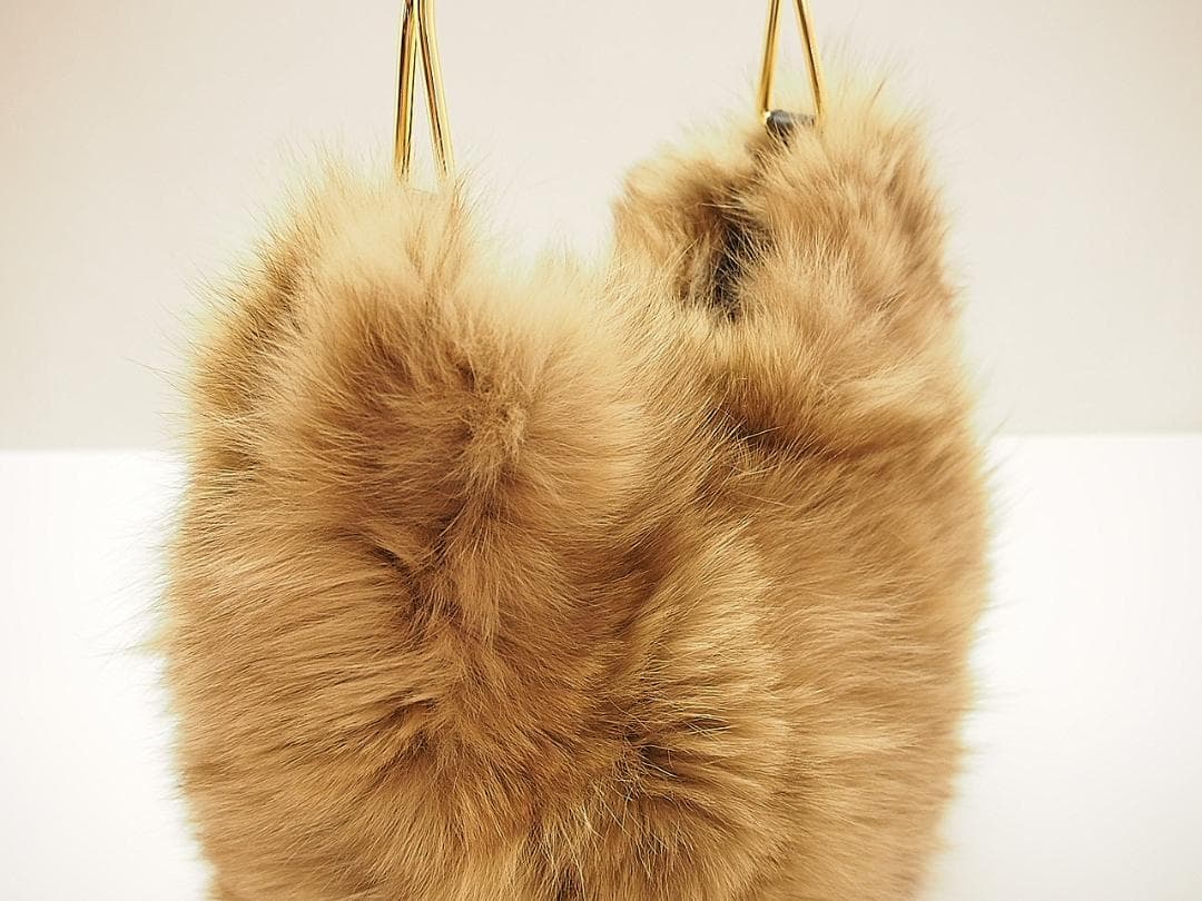 ヴィオラドーロ 定価3.7万 新品 フォックスファーリングバッグ ベージュ