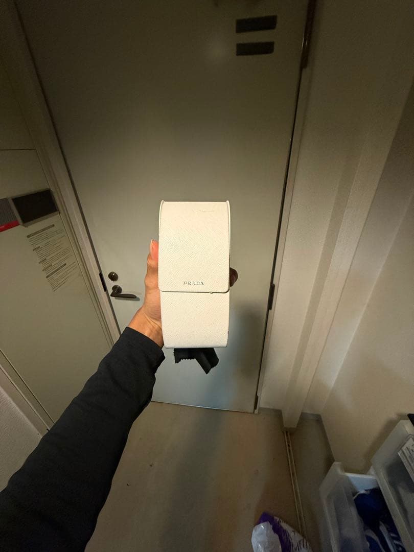 PRADA ブラック サングラス