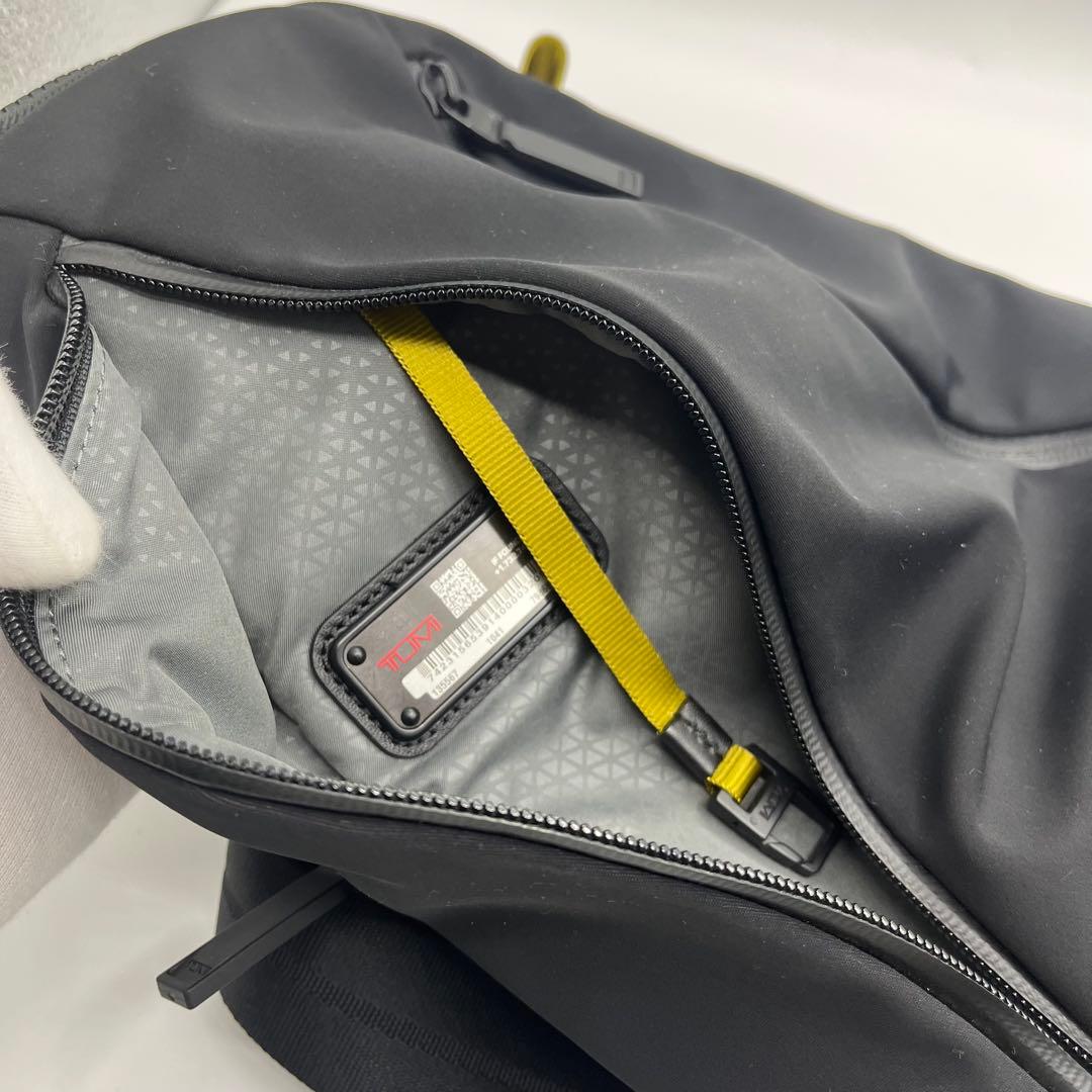 【極美品】TUMI ボディバック　タホ　798683D 希少　レア　入手困難