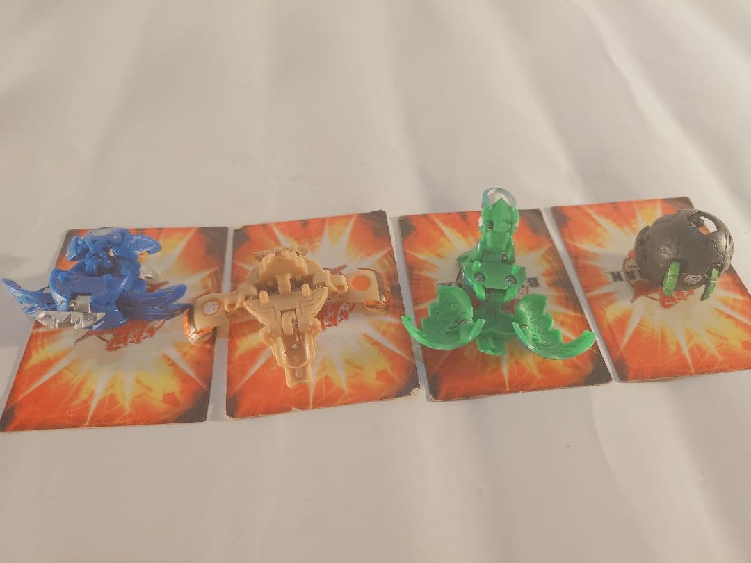 爆丸　大量詰め合わせ　爆丸9種　ゲートカード11枚　アビリティカード13枚