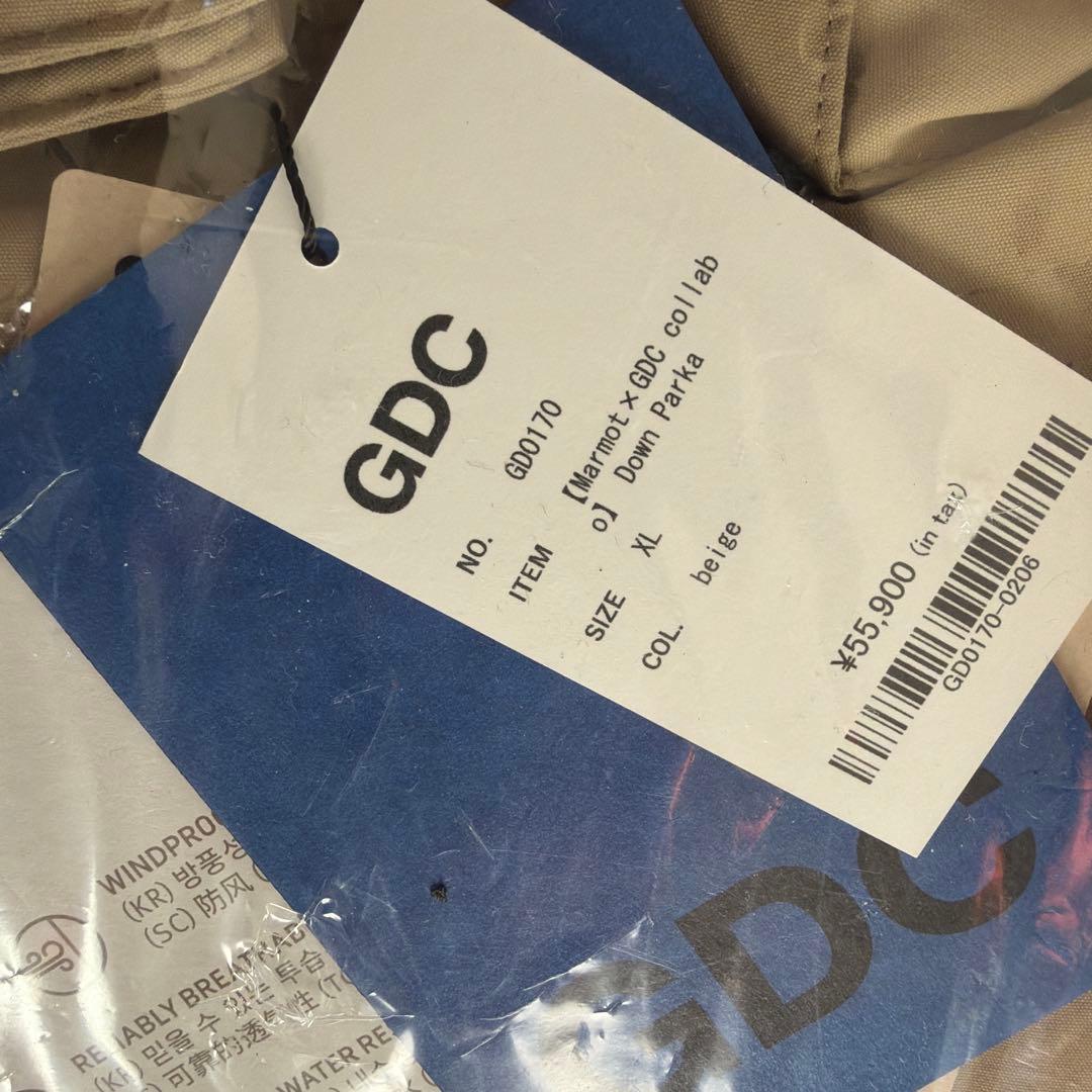 t.s　GDC × Marmot ダウンジャケット