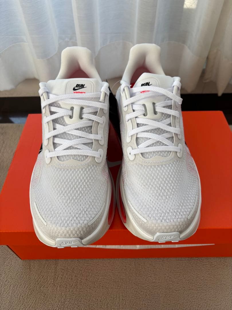 ナイキ ボメロプレミアム　NIKE ボメロプレミアム VOMERO 27.5cm