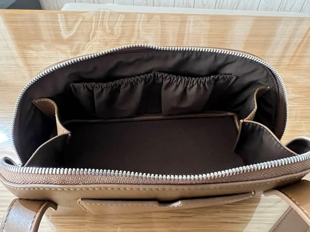 カプリシュレマージュ　【ADD CULUMN/アドカラム】FIGREボディバッグ