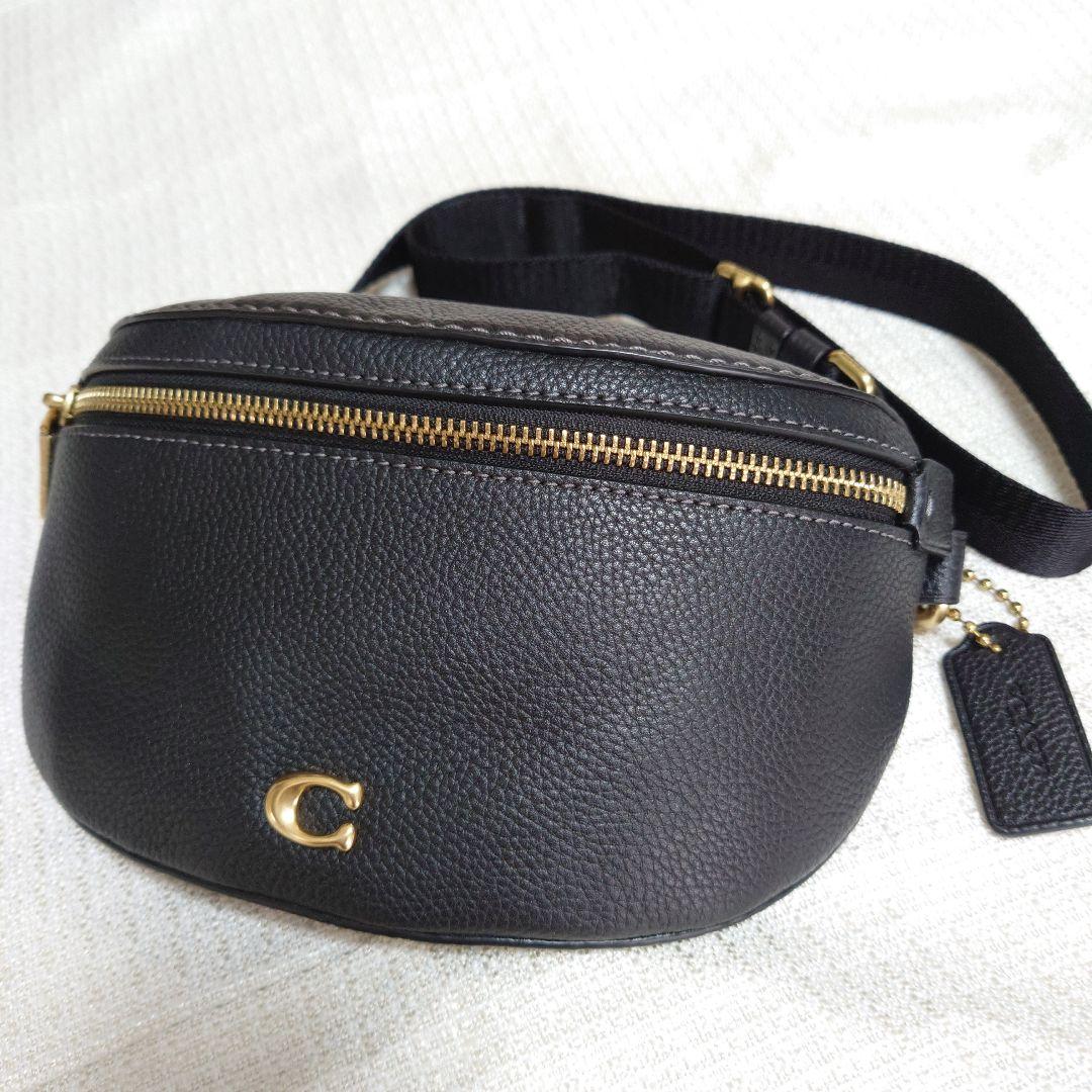 母の日限定！［未使用］COACH　ボディバッグ 　　 　ウエストポーチ