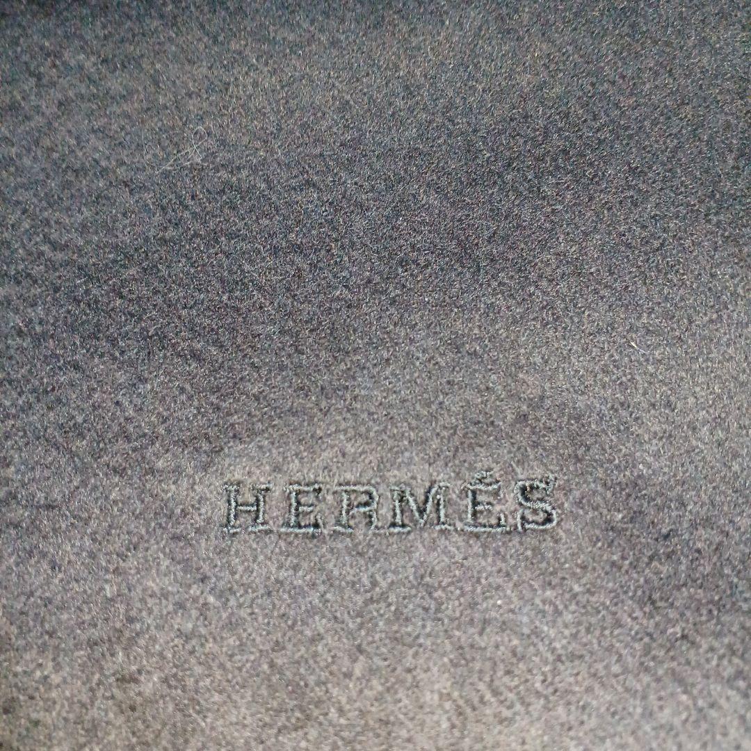 31　エルメス　マフラー　カシミヤ　黒に近いチャコールグレー