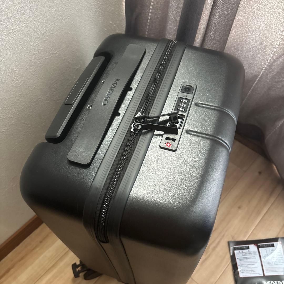 MAIMO キャリーケース Sサイズ　黒　展示品美品　最安値