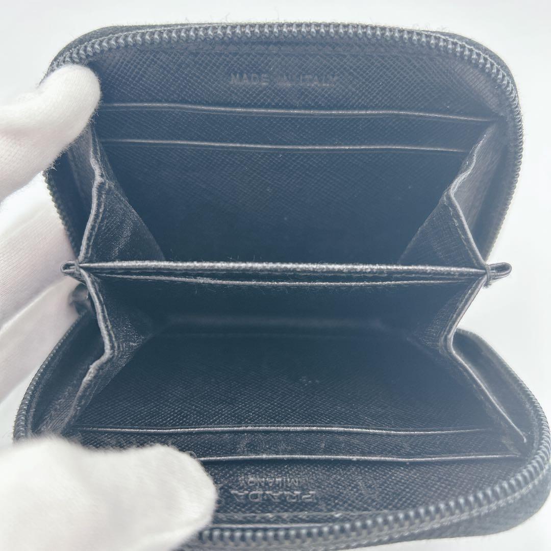 ✨美品✨プラダ ケース 小銭入れ サフィアーノレザー 三角ロゴ ブラック