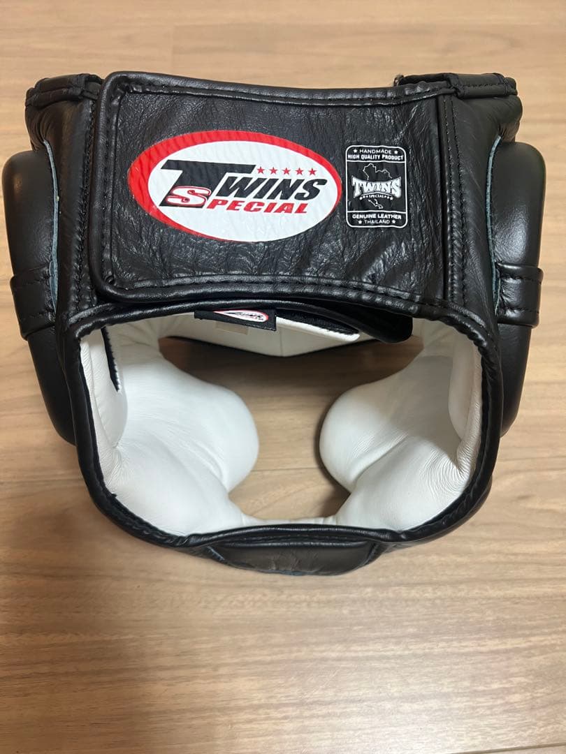 TWINS SPECIAL ボクシング ヘッドギア Mサイズ