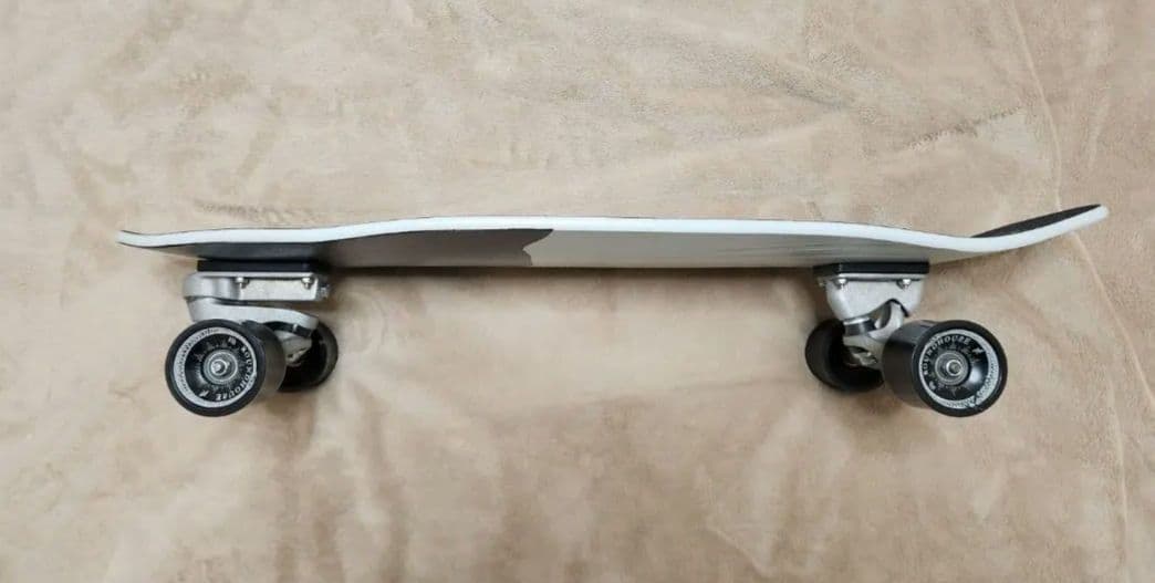 スケートボード Carver Black Tip C7 Raw Surf Skate