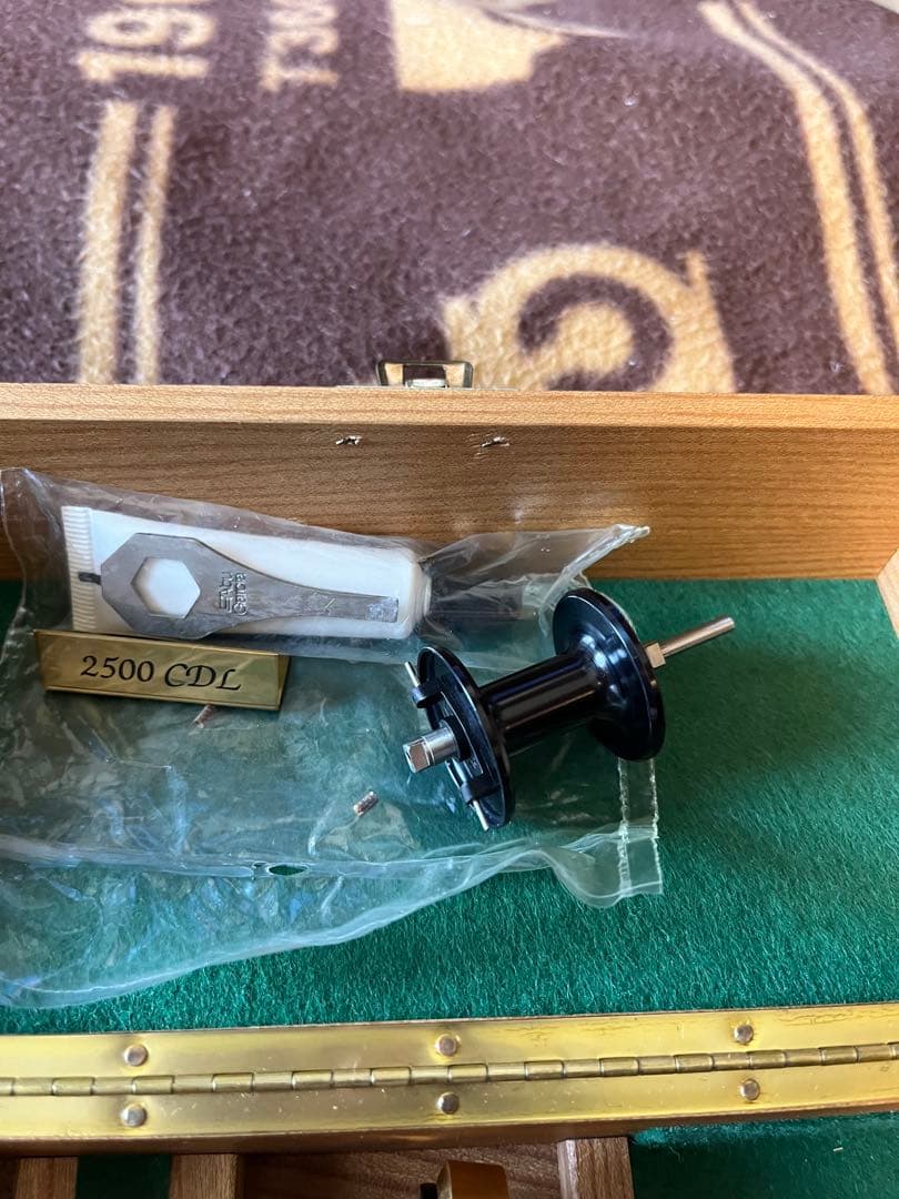 リール ABU 2500 CDL