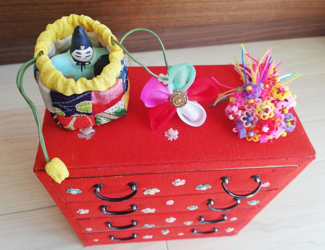 昭和レトロ 雛道具 ミニチュア布張りタンス 文化人形 ヘロヘロ人形