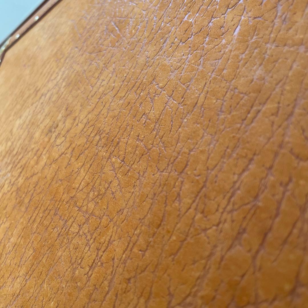 ヴィンテージ レザーケース amietスイス製　バッグ　トランク