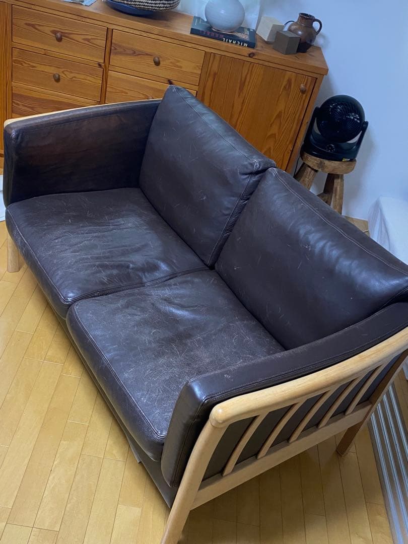 北欧ヴィンテージ　ソファ　2シーター　二人がけ　レザー