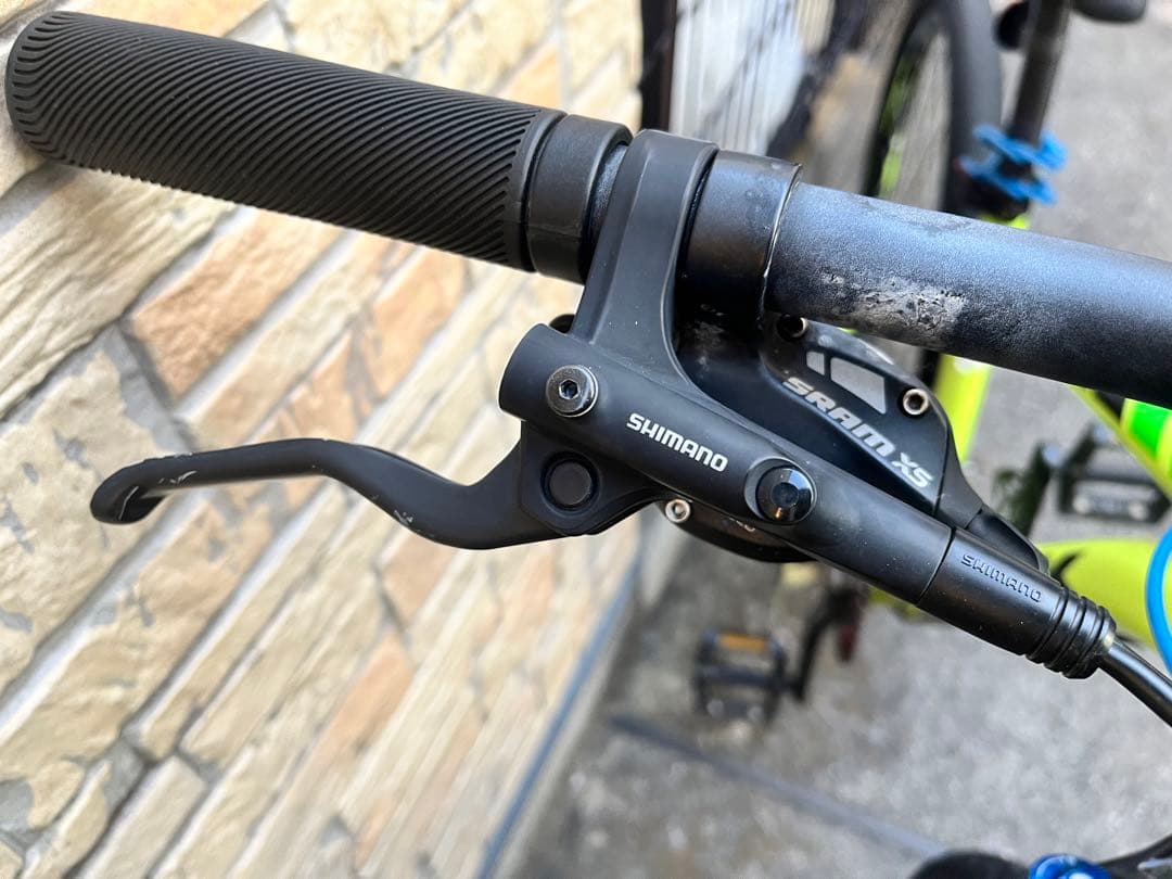 自転車本体 TREK XCALIBER 8 MTB ROCKSHOX