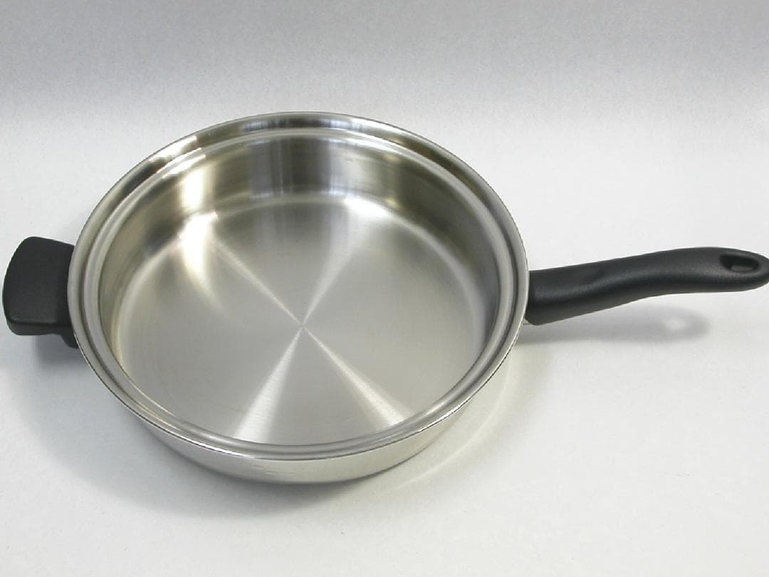 アムウェイ 大フライパン 未使用品 料理本とスクラブバッズ1個付き IH対応品