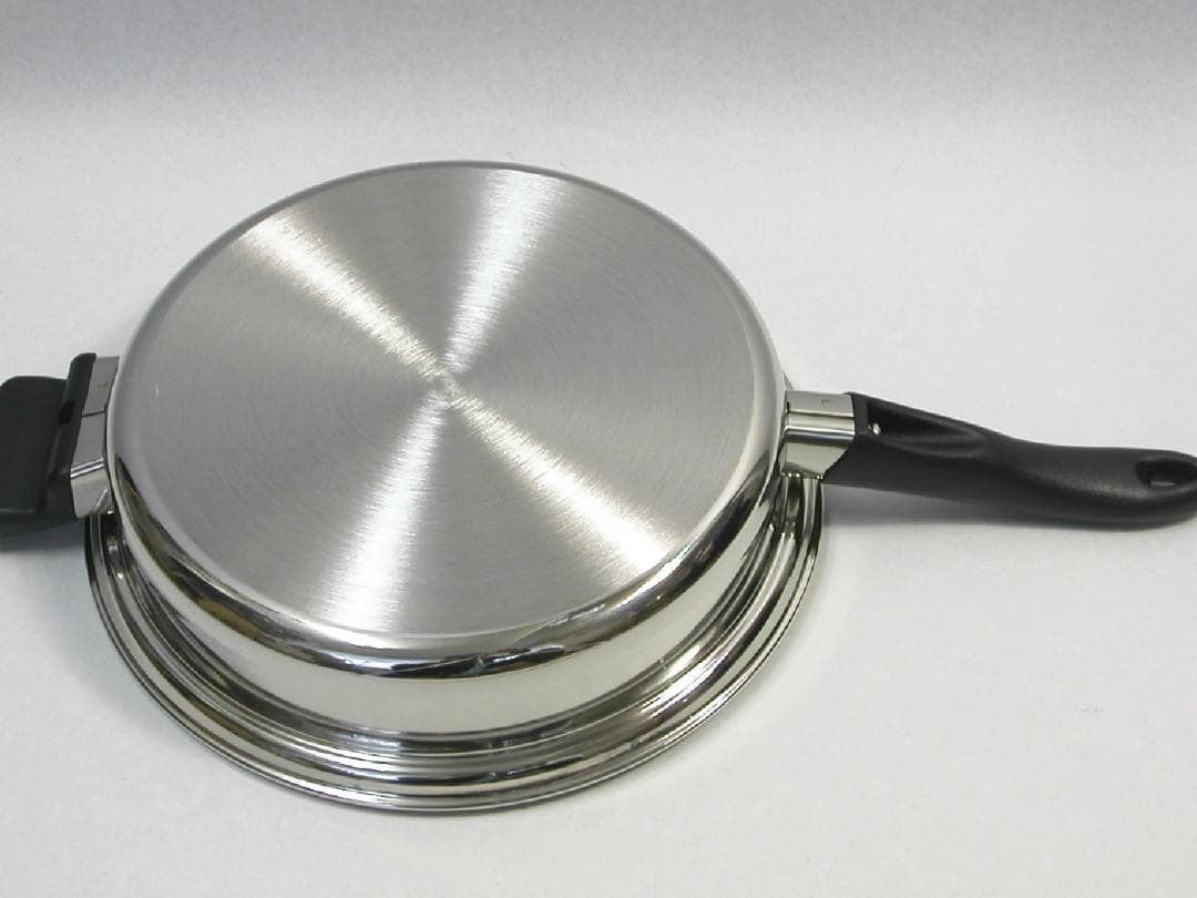 アムウェイ 大フライパン 未使用品 料理本とスクラブバッズ1個付き IH対応品