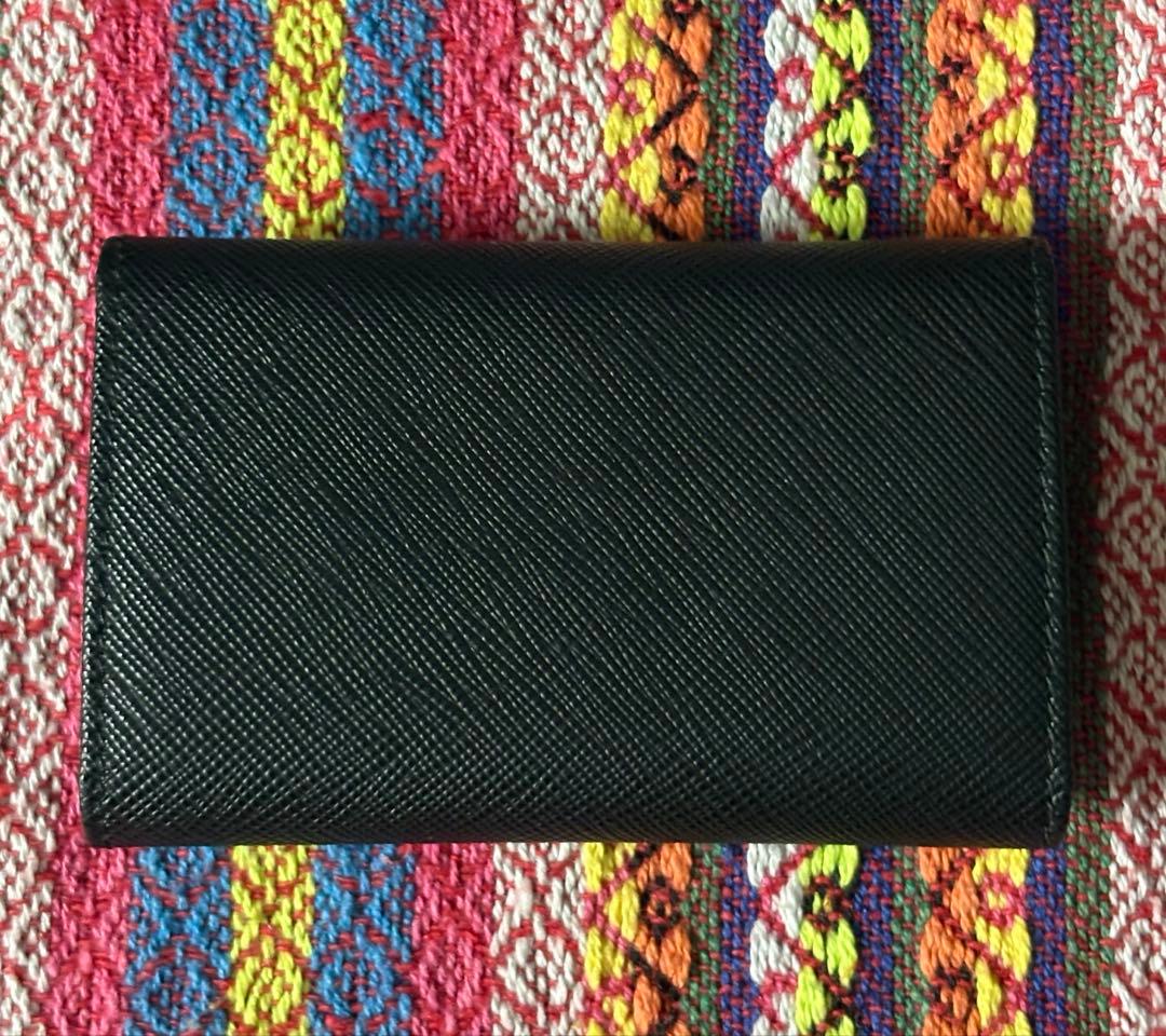 【二回程使用】Prada サフィアーノ 4連 キーケース 正規品