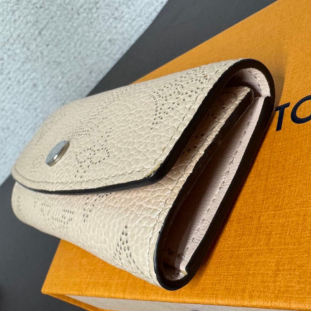 美品 日本限定 激レア ルイヴィトン モノグラム マヒナ ミュルティクレ