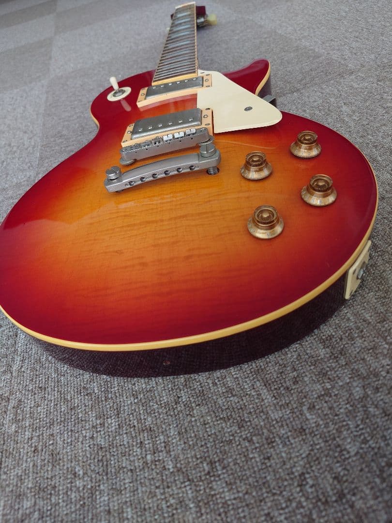 レスポール サンバースト 22フレット Epiphone Epiphone Les Paul サン