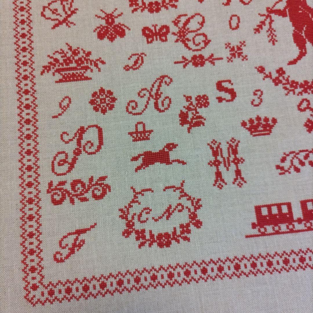 クロスステッチ完成品《フランス アンティークモチーフ》