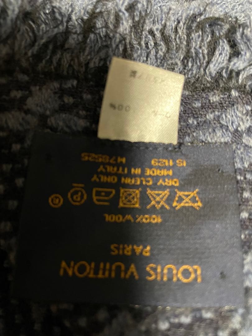 LOUIS VUITTONマフラー エシャルプ ロゴ クラシック M78525 - メルカリ