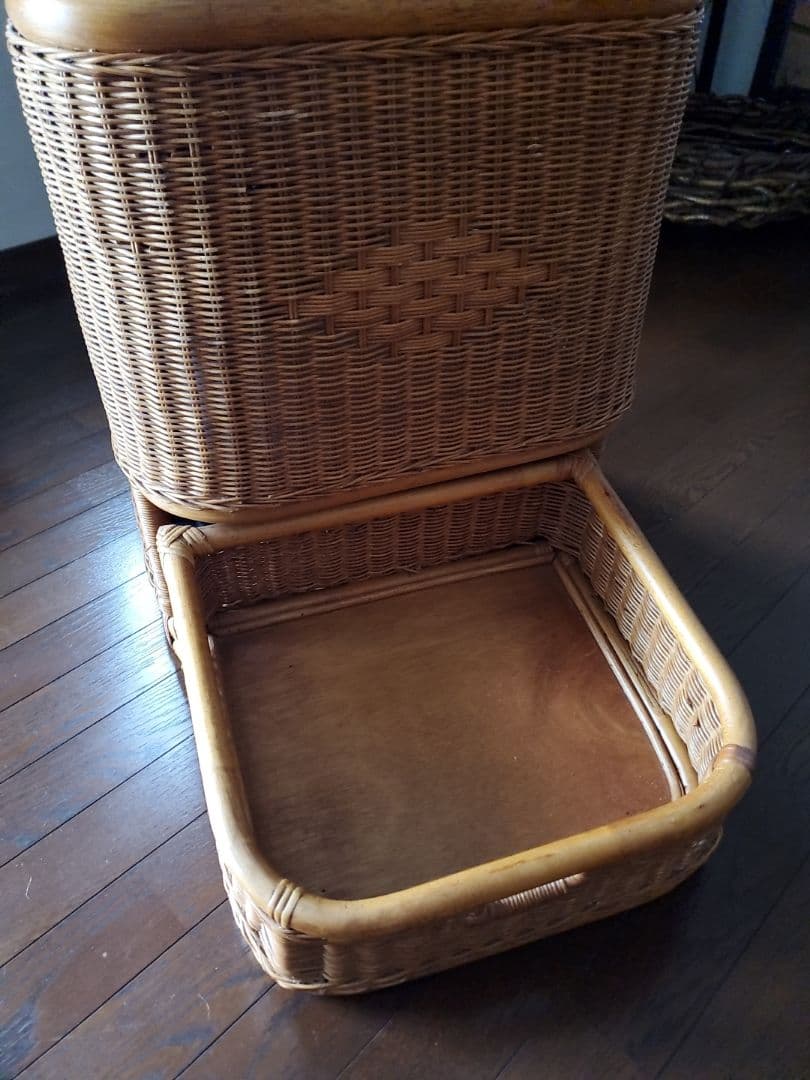 ラタンファニチャー　ラタン　アタ　かご　物入れ　収納