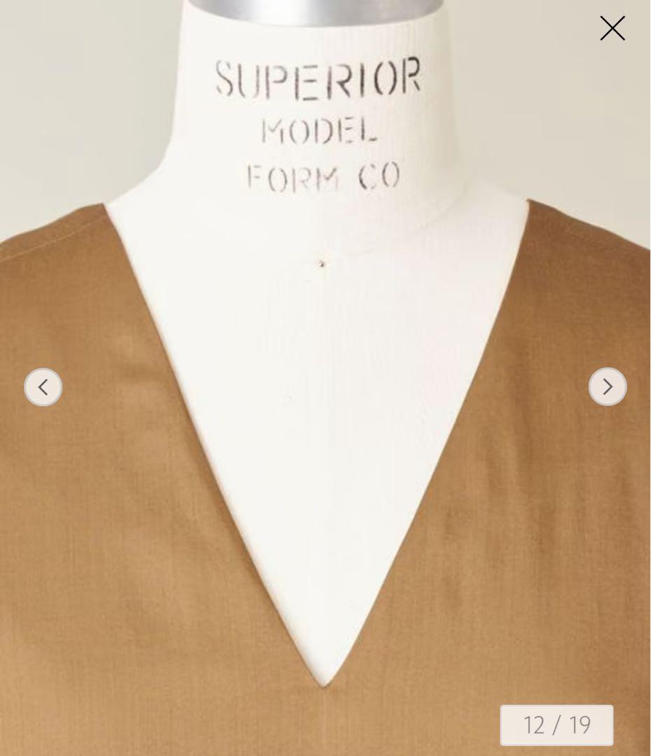 ＜conte＞サテン ノースリーブ オールインワン　ベージュ