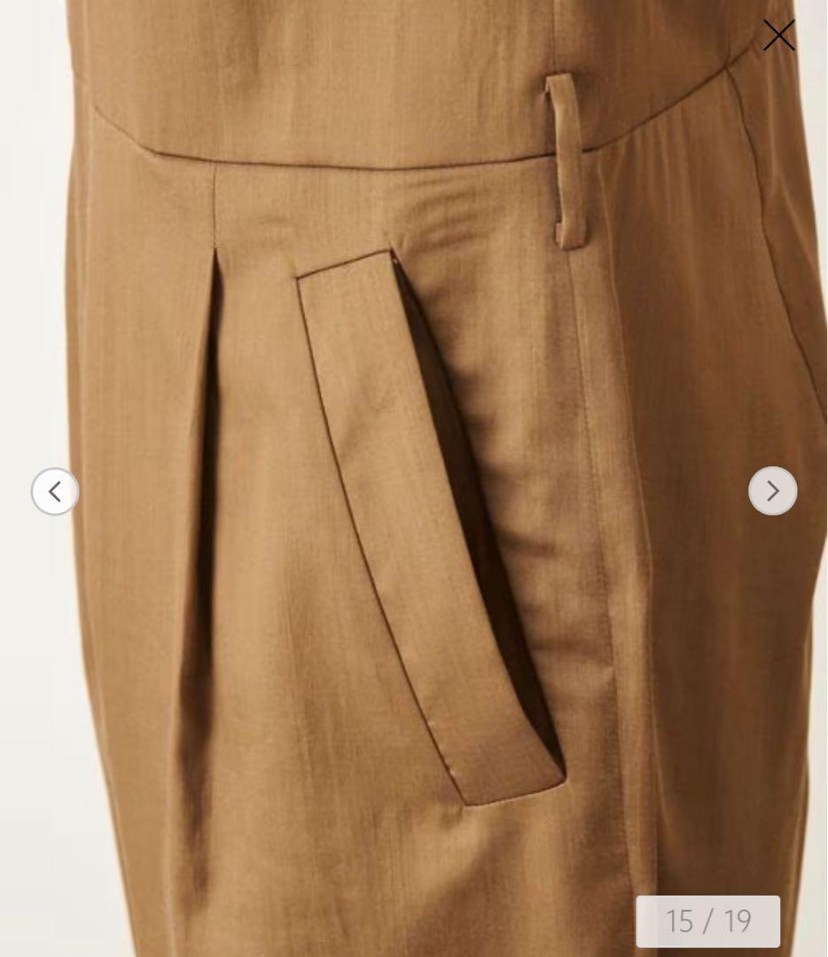 ＜conte＞サテン ノースリーブ オールインワン　ベージュ