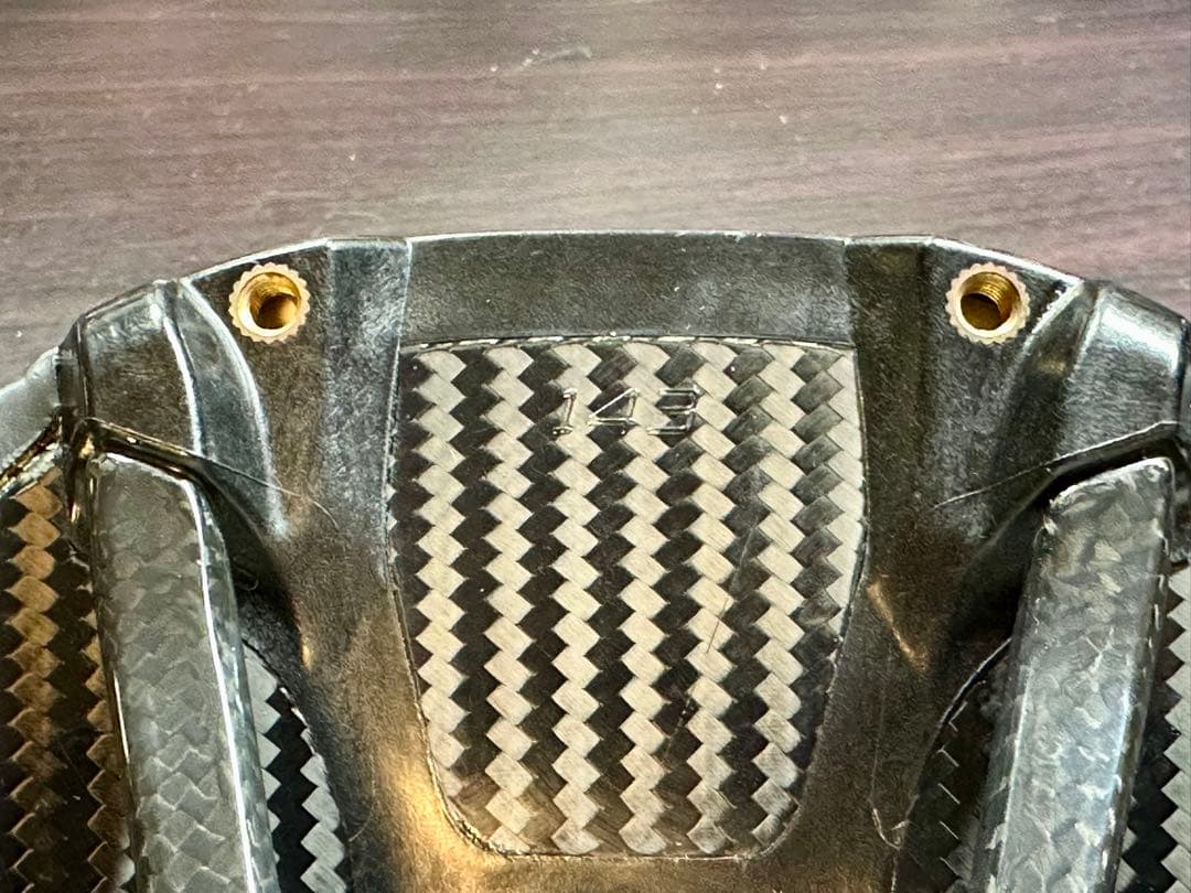 スペシャライズド　POWERカーボンサドル　143mm