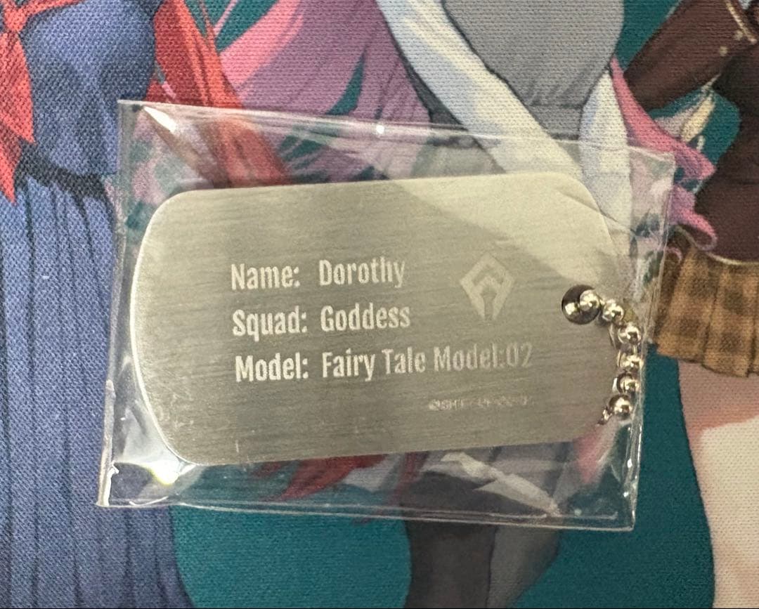 勝利の女神NIKKE HUB コラボ ドッグタグ ドロシー - メルカリ