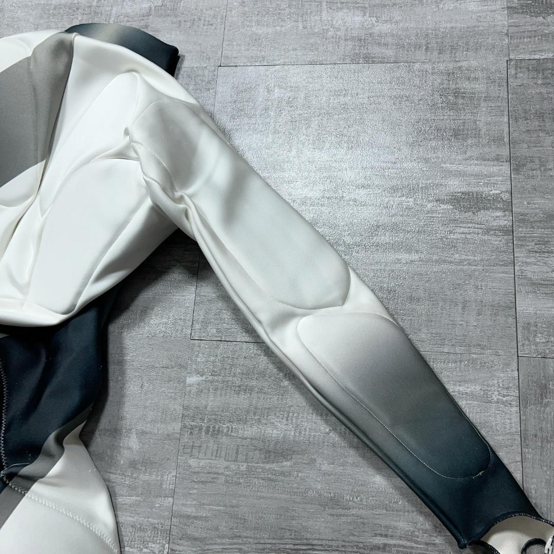 20-21モデル デサント GS ワンピース　FIS対応 Sサイズ アルペン