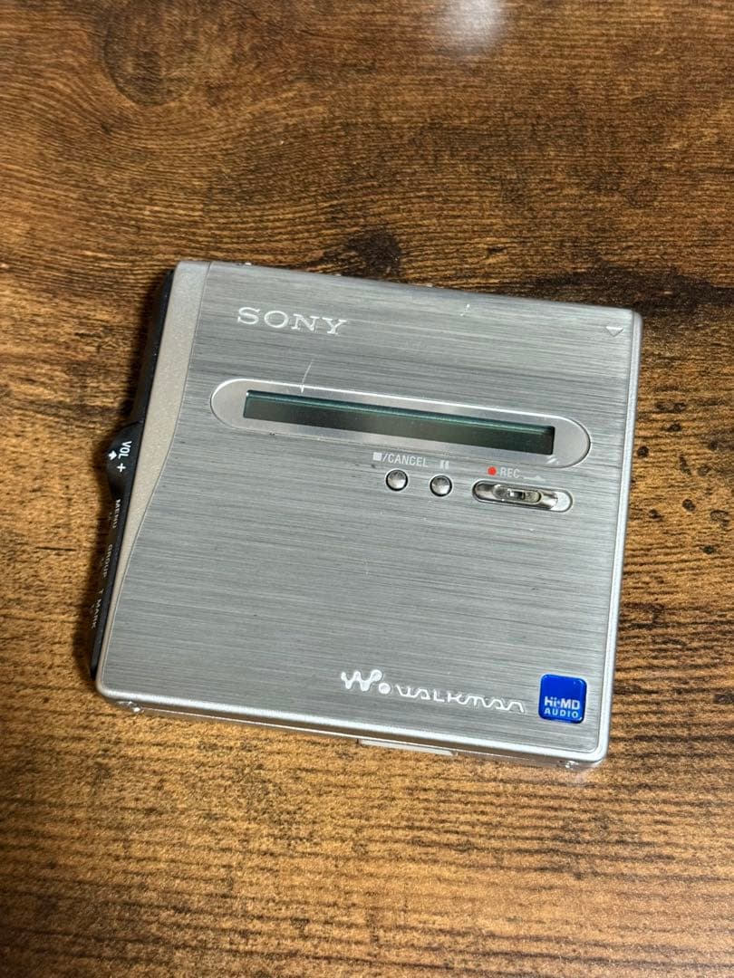 [ジャンク]SONY MD WALKMAN MZ-NH1 MDウォークマン