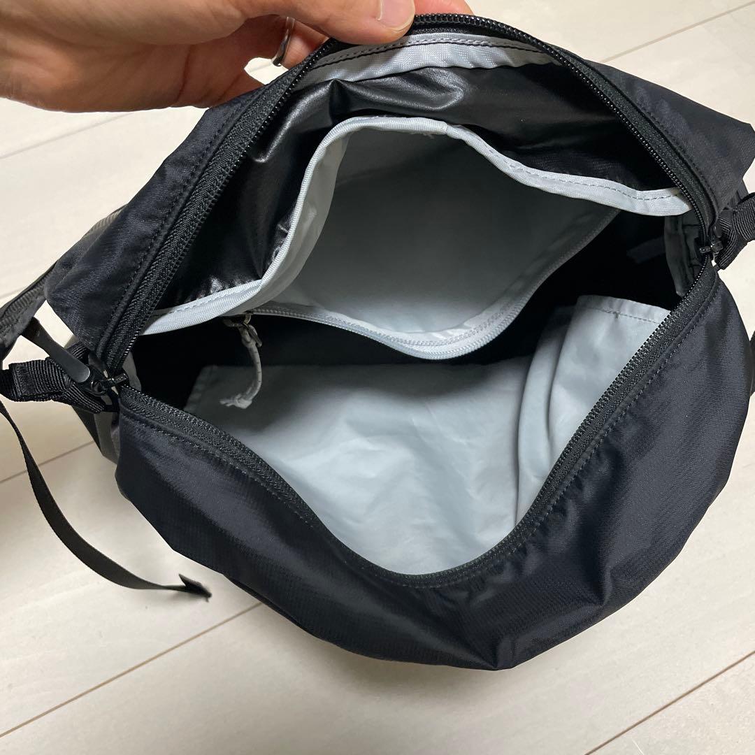 アークテリクス　ヒリアド12トート