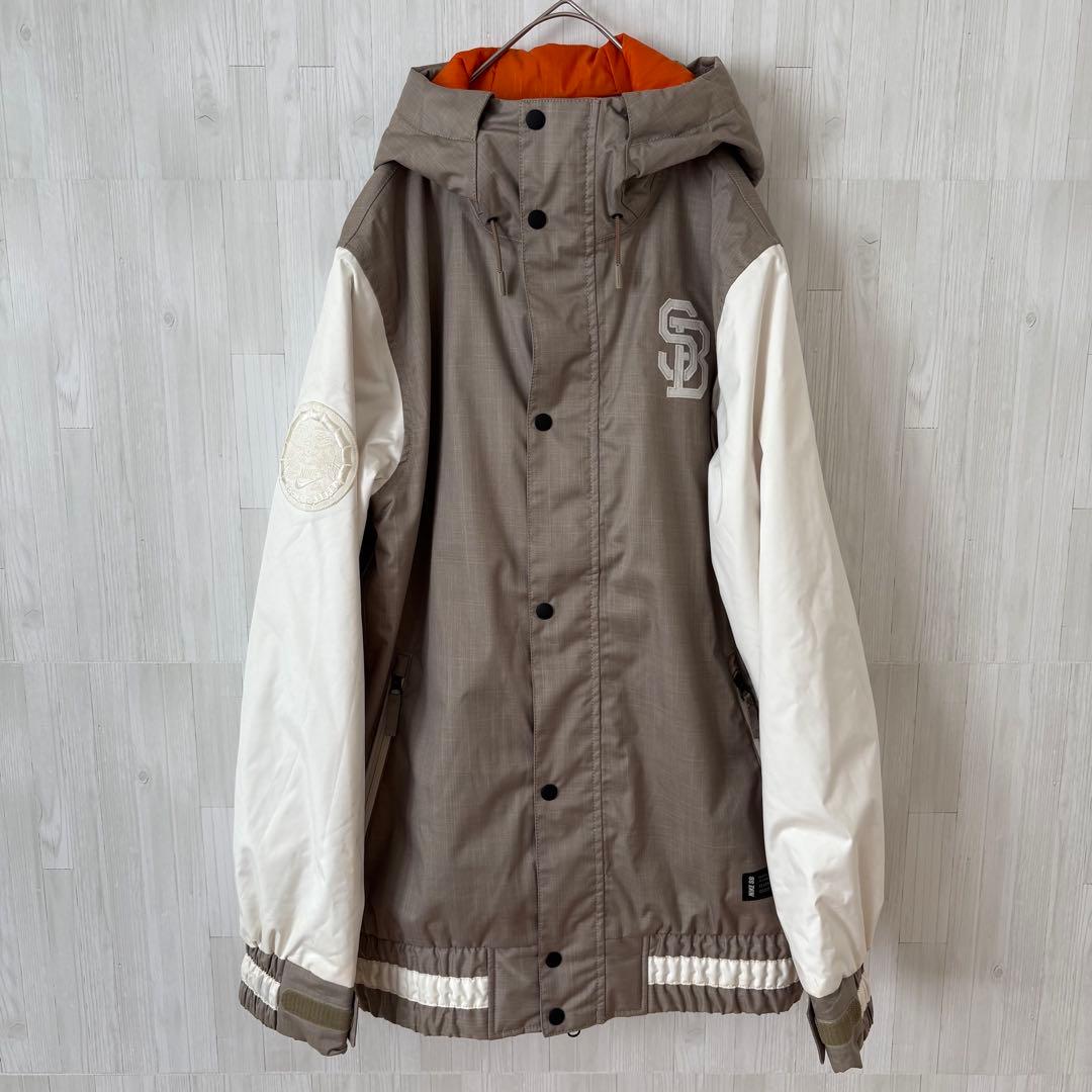 NIKE SB スキー スノーボードジャケット ナイロンジャケット サイズM