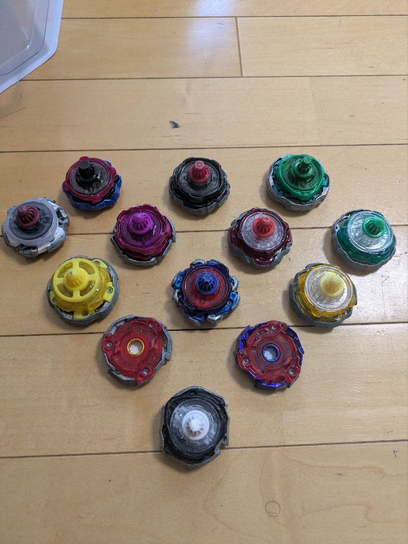 ベイブレードx 11個セット＋ブレード2個セット