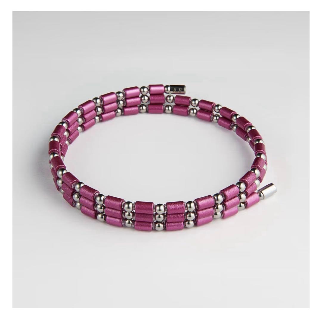 COREFORCE ピンクブレスレット 専用ボックス付き