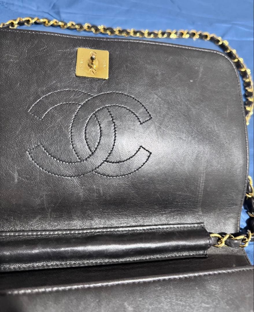 CHANEL マトラッセ ラムスキン ショルダーバッグ