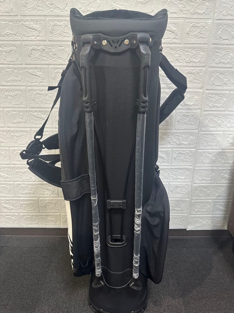 新品未使用☆G/FOREスタンド式キャディーバック9.5インチ　黒×白
