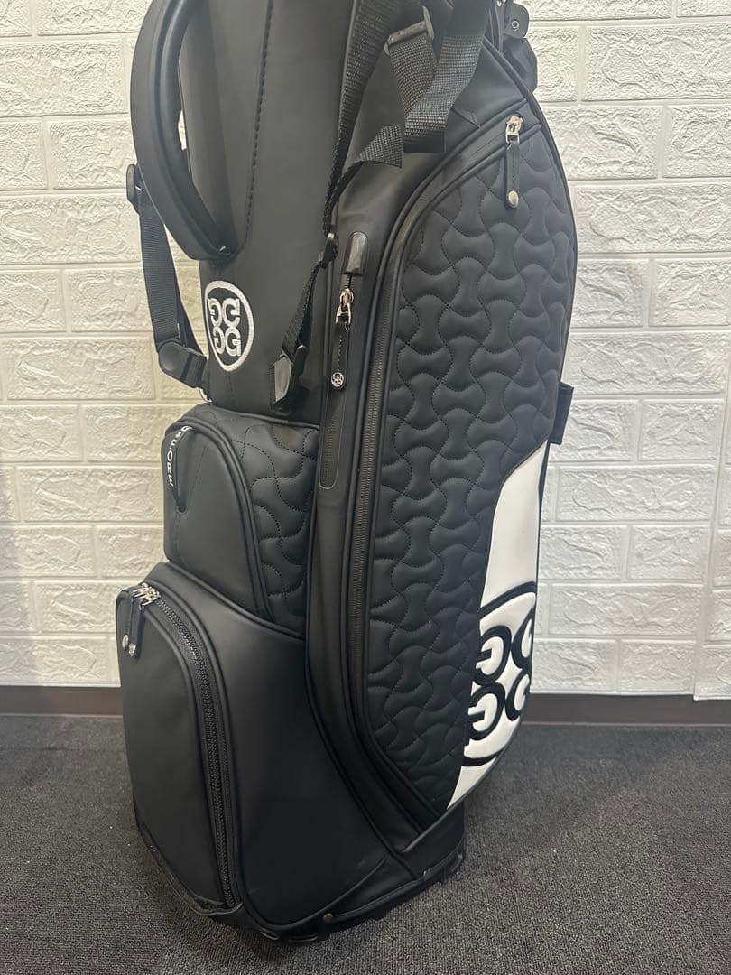 新品未使用☆G/FOREスタンド式キャディーバック9.5インチ　黒×白