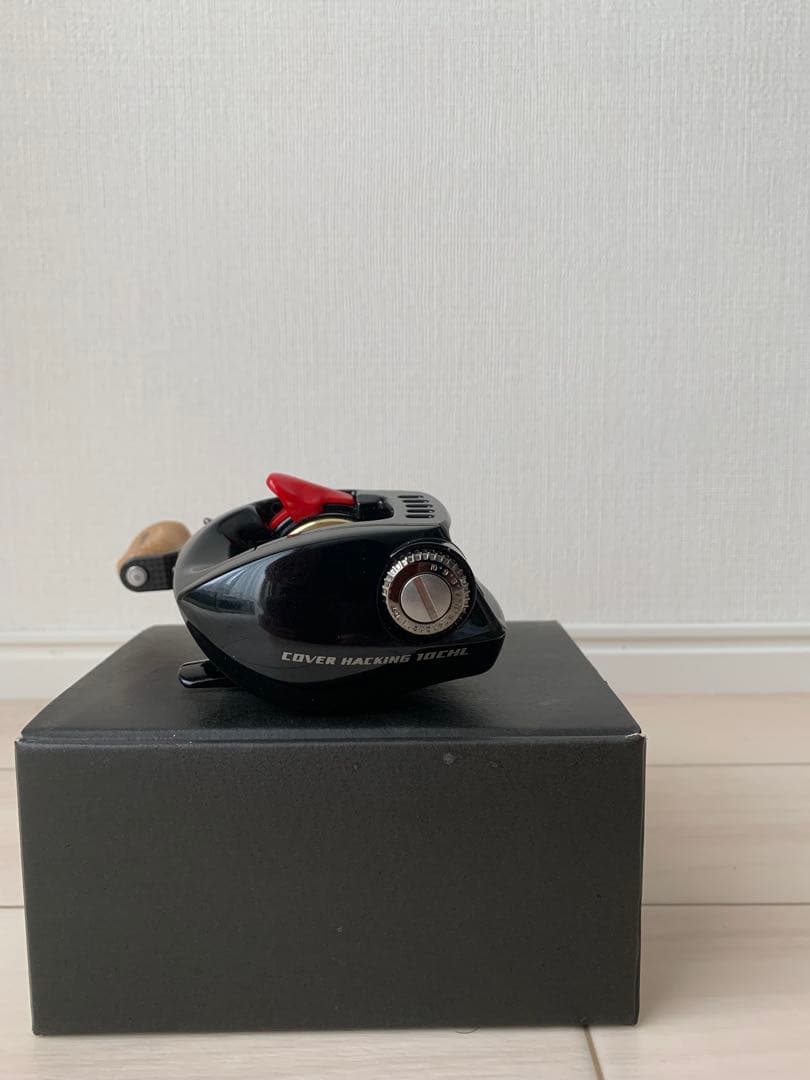 美品 Megabass Orochi 左巻きリール 6.3：1