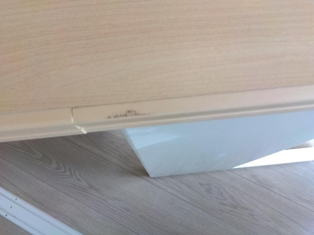 L字デスク（幅160cm×奥行(右70cm、左120cm)×高さ72cm）