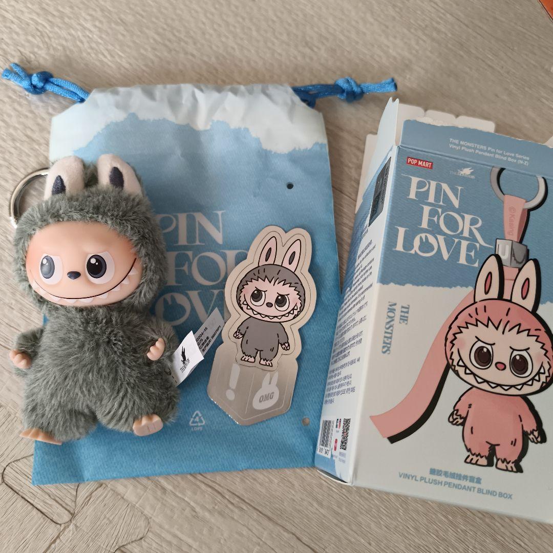 シークレット！】POP MART PIN FOR LOVE イニシャルラブブ - メルカリ