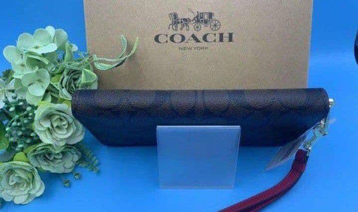 新品未使用コーチ長財布ブラウンレッドシグネチャー レディースメンズ送料無料