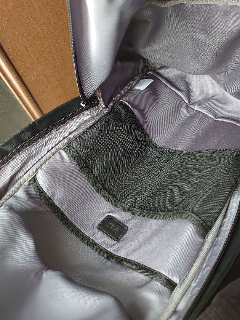 【美品】イアパピヨネのトップ＆サイドポケットリュック