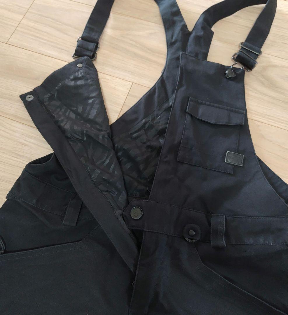 ボルコム（VOLCOM）レディースビブパンツ　Mサイズ