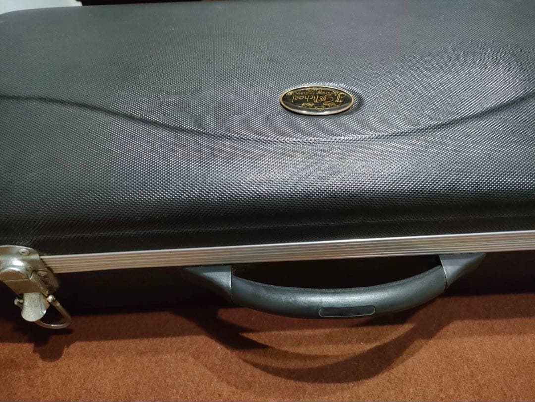 アルトサックス　ハードケース付き