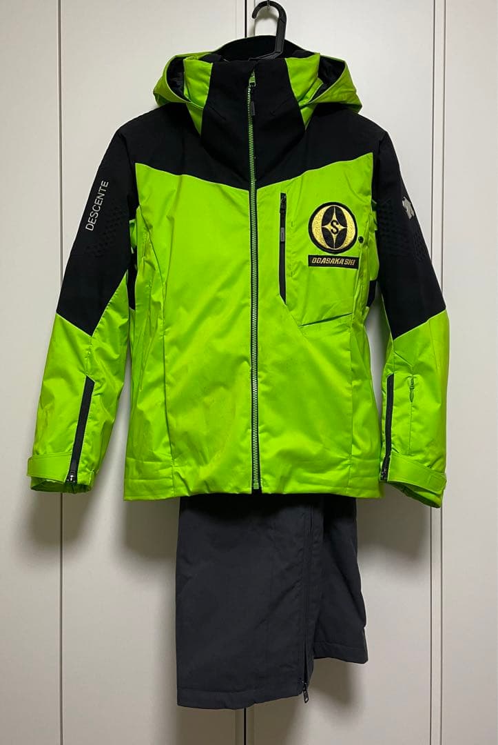 2018オガサカチームウェア上下S クリーニング済み