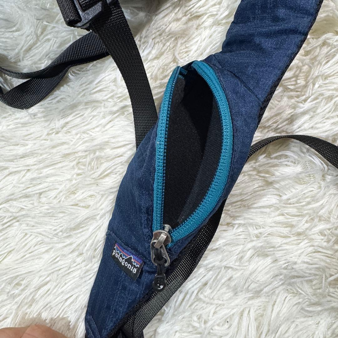 00s 廃盤 パタゴニア アトム スリングショルダーバッグ 斜め掛け Y2K